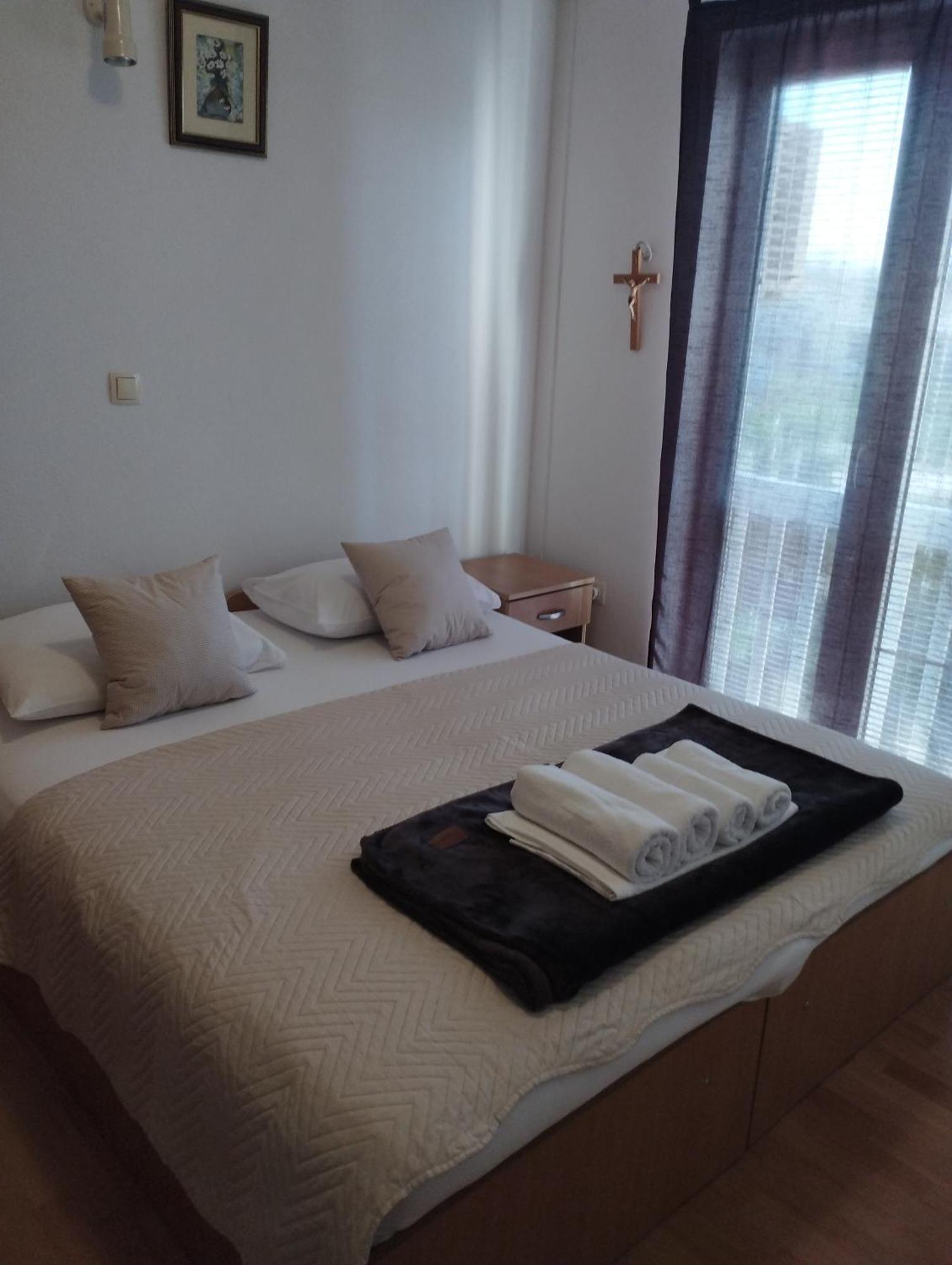 Guest House Regina Mundi Medugorje Bagian luar foto
