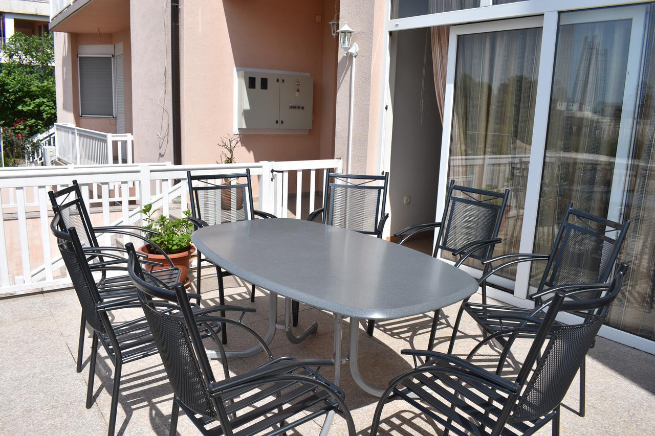 Guest House Regina Mundi Medugorje Bagian luar foto
