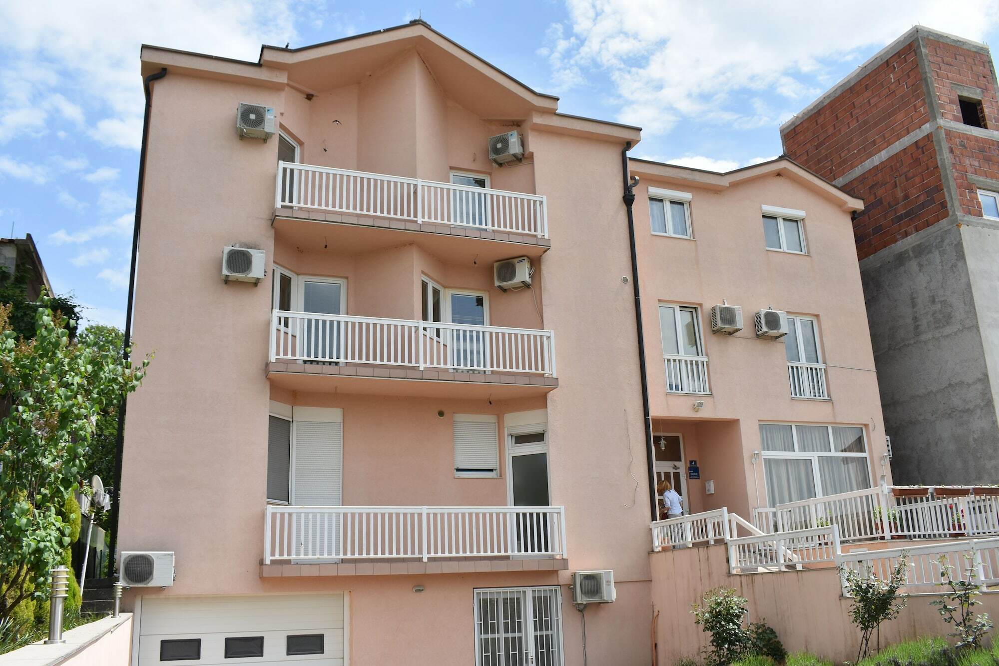 Guest House Regina Mundi Medugorje Bagian luar foto